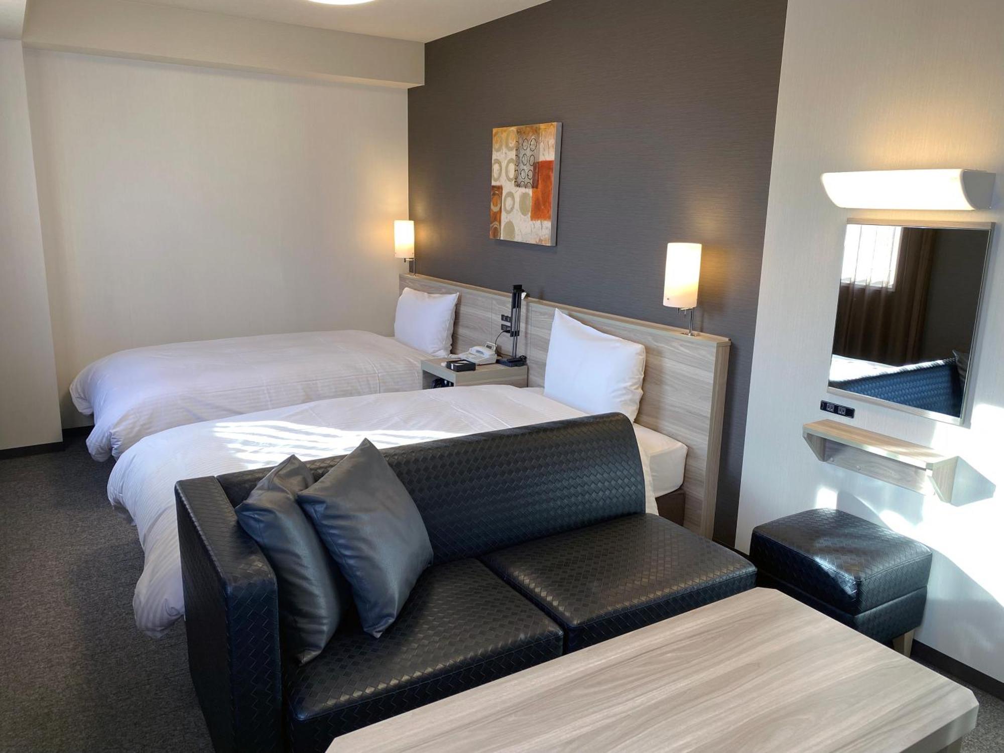 Hotel Route-Inn Yamagata Minami -Daigaku Byoin Mae- Kültér fotó