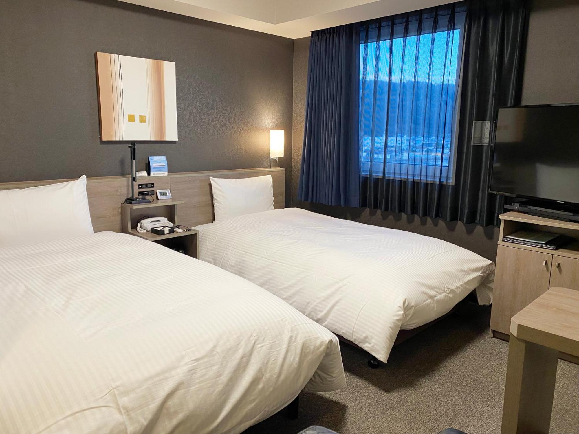 Hotel Route-Inn Yamagata Minami -Daigaku Byoin Mae- Kültér fotó